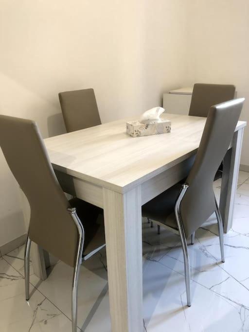 Casa Martina Pronta Per Te, Con Due Stanze Da Letto! Apartment Turin Exterior photo